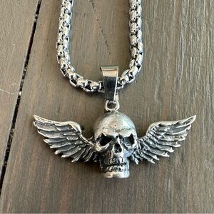 Sterling Silver skull and wings necklace